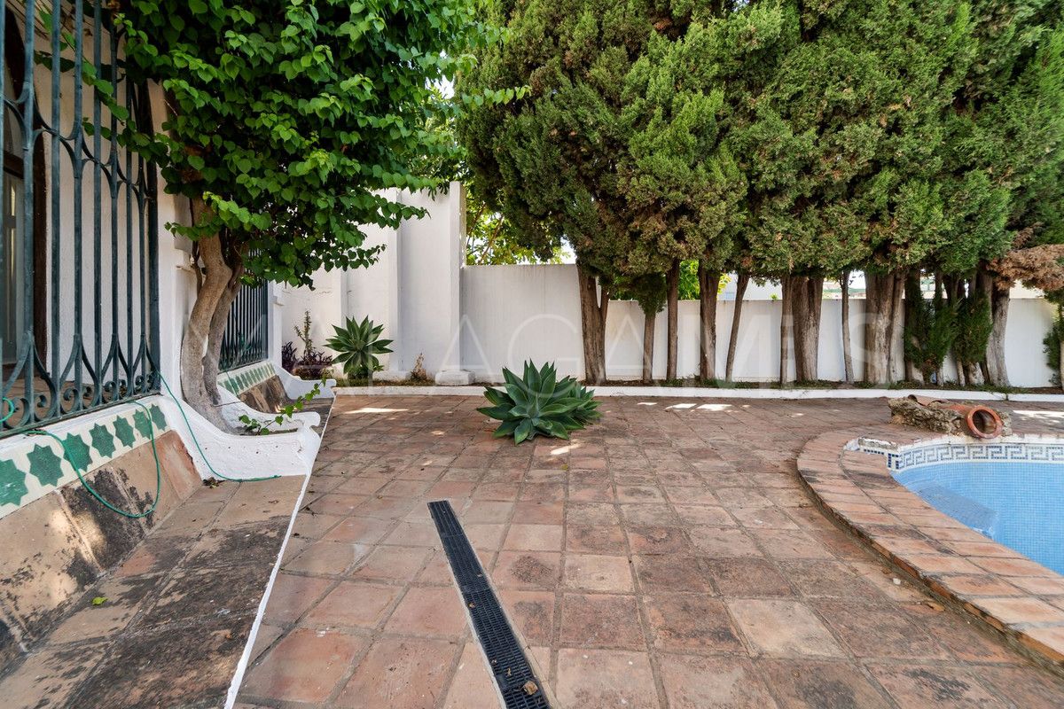 Se vende villa de 5 bedrooms in Fuengirola