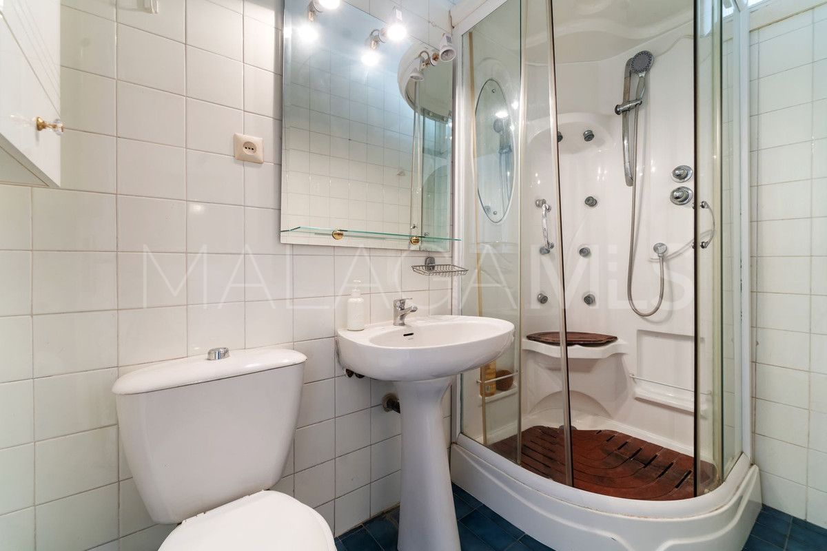 Se vende villa de 5 bedrooms in Fuengirola