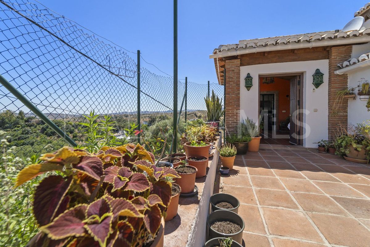 Villa for sale in Mijas