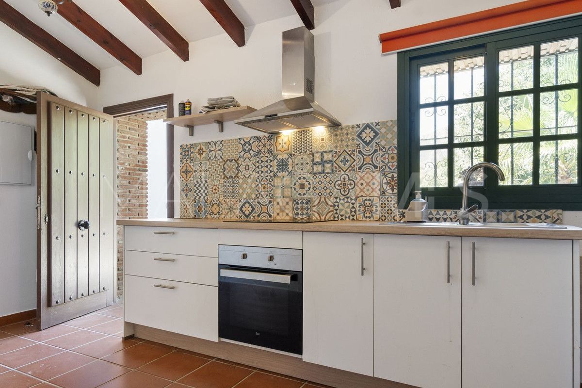 Se vende finca with 5 bedrooms in Mijas