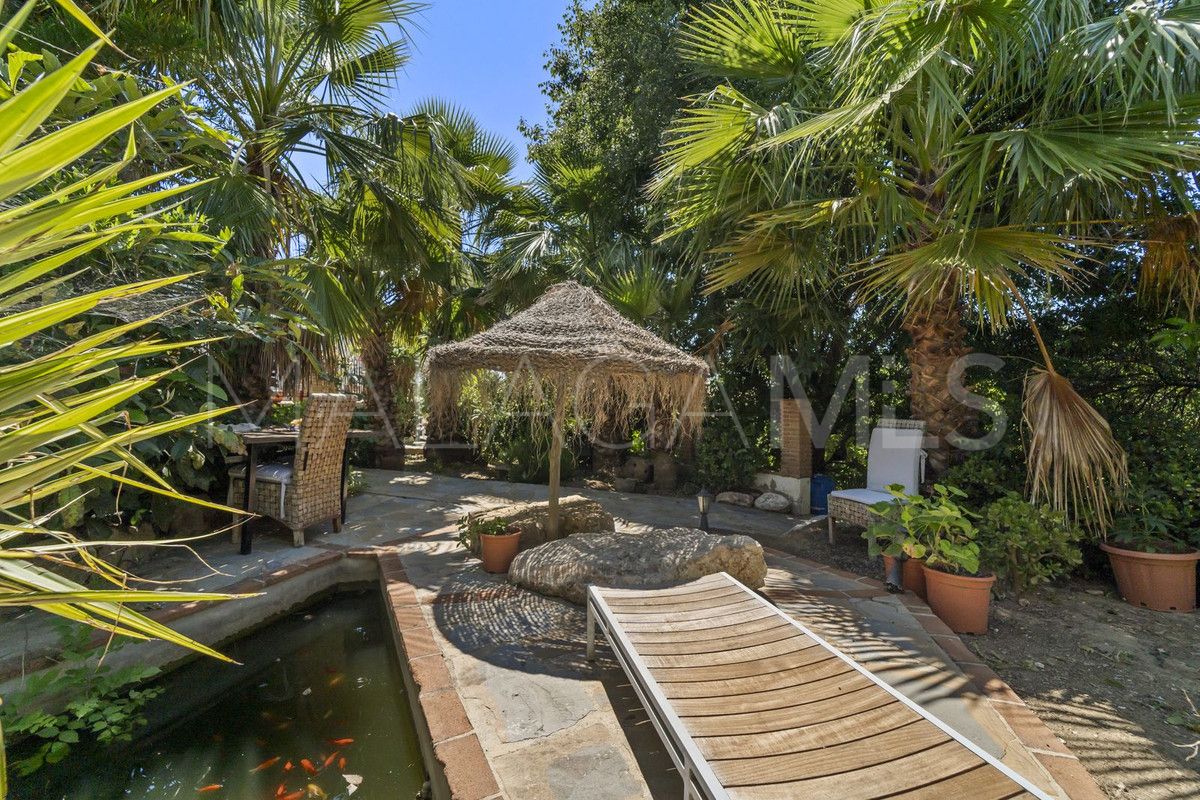 Se vende finca with 5 bedrooms in Mijas