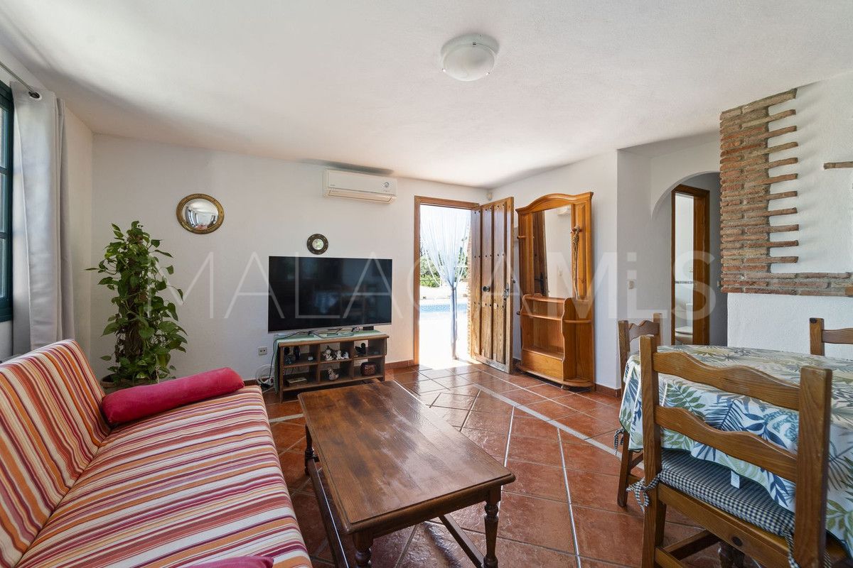 Se vende finca with 5 bedrooms in Mijas