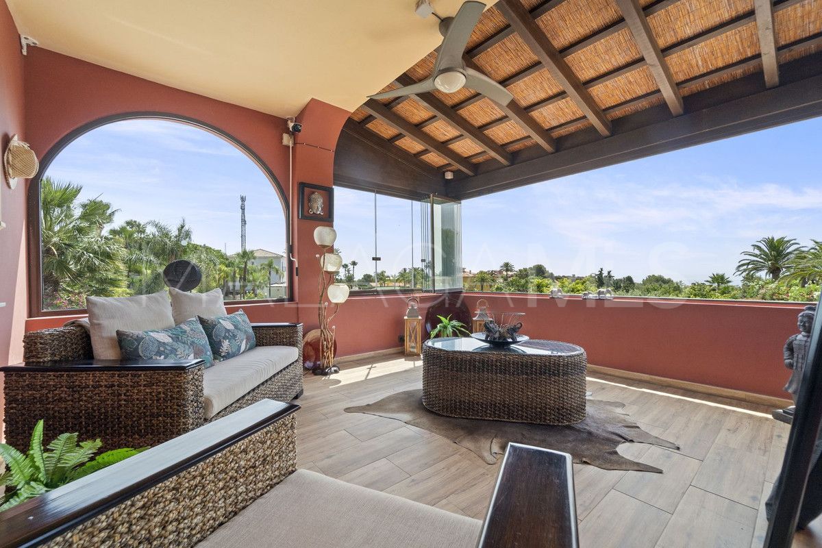 For sale Benalmadena villa with 8 bedrooms
