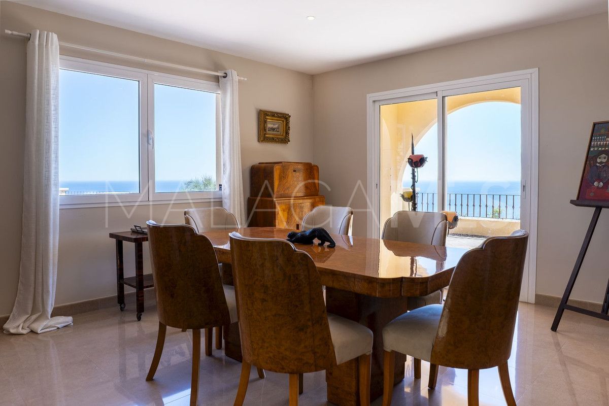 For sale villa in Benalmadena
