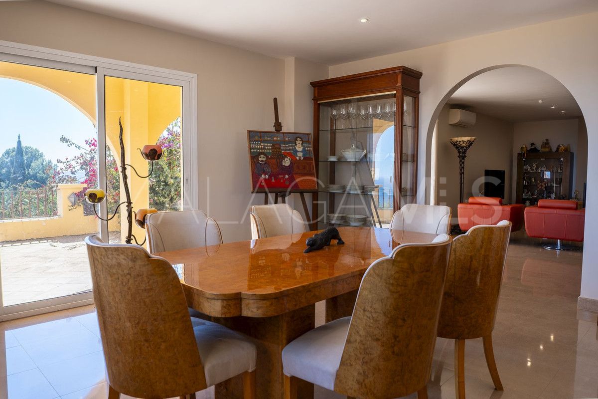 For sale villa in Benalmadena