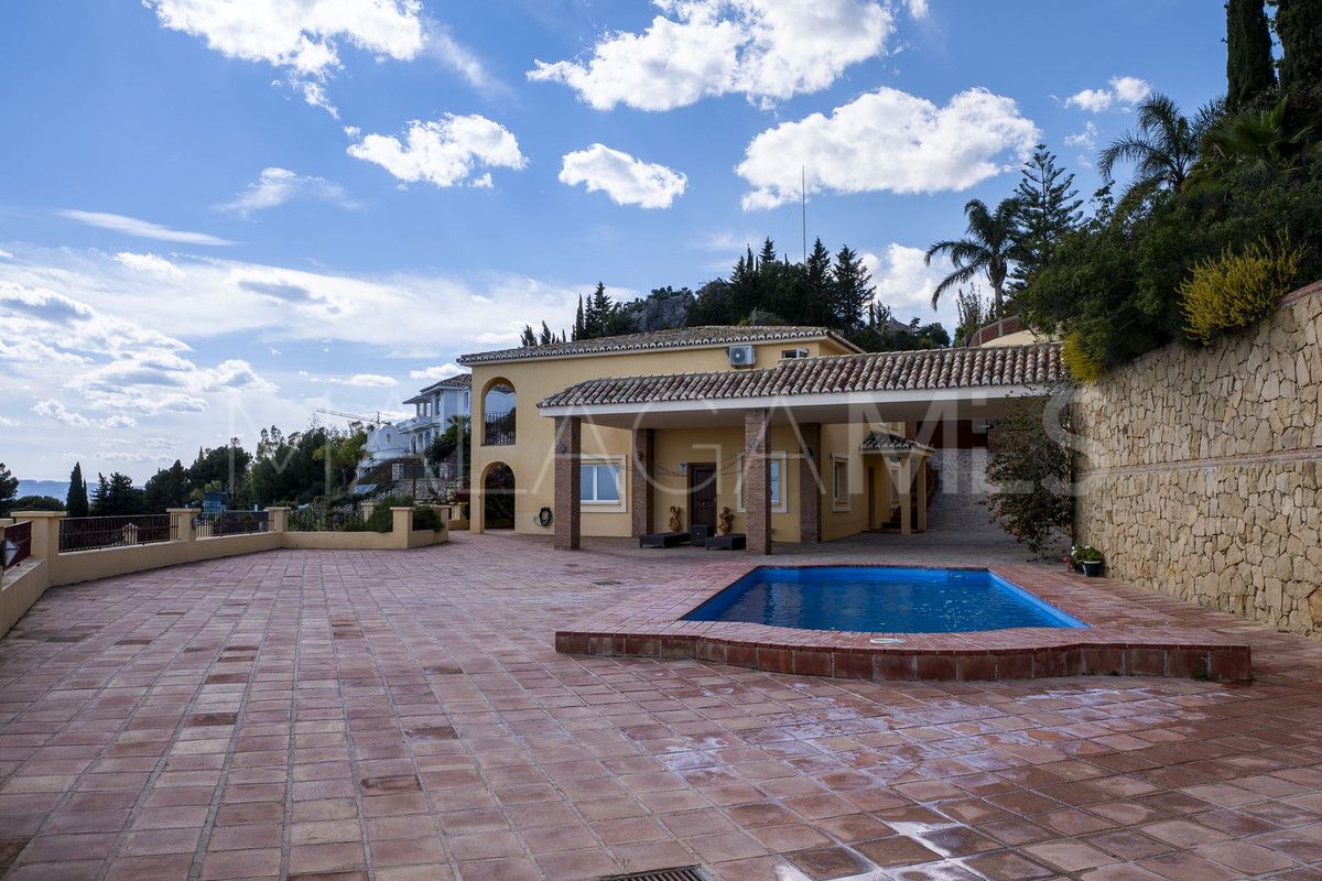 For sale villa in Benalmadena
