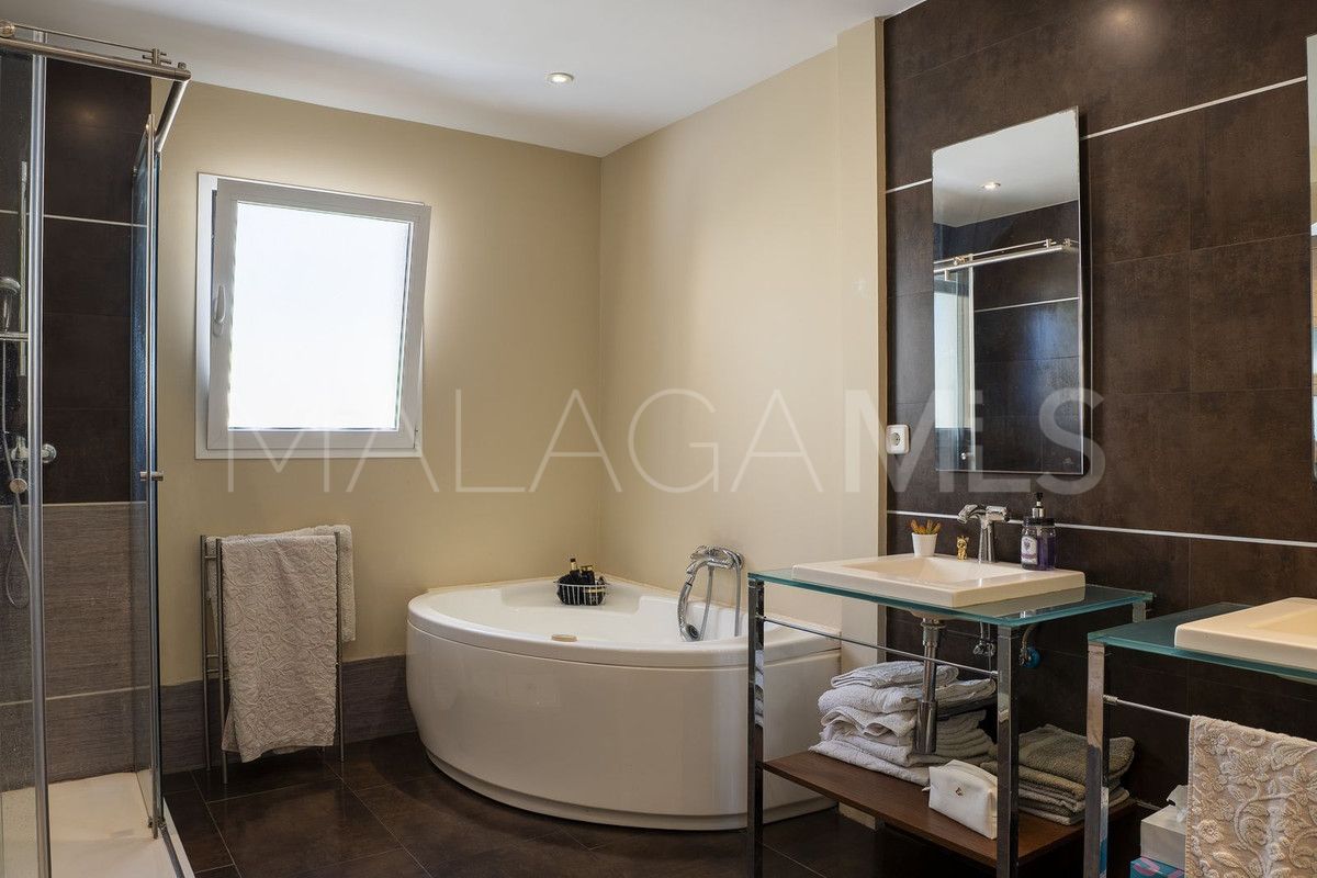 For sale villa in Benalmadena