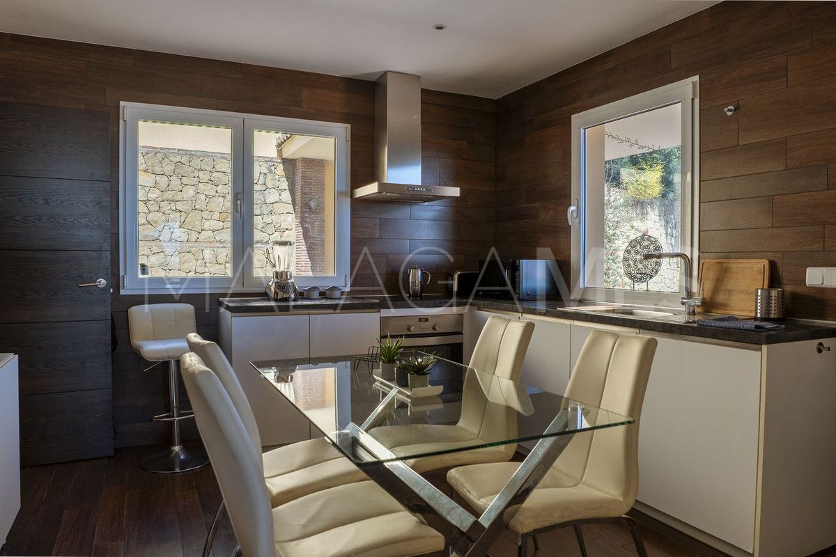 For sale villa in Benalmadena