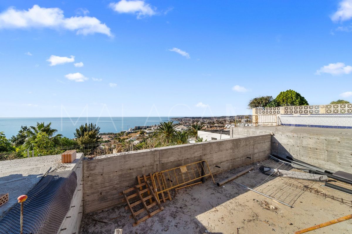 Se vende villa in Benalmadena with 5 bedrooms