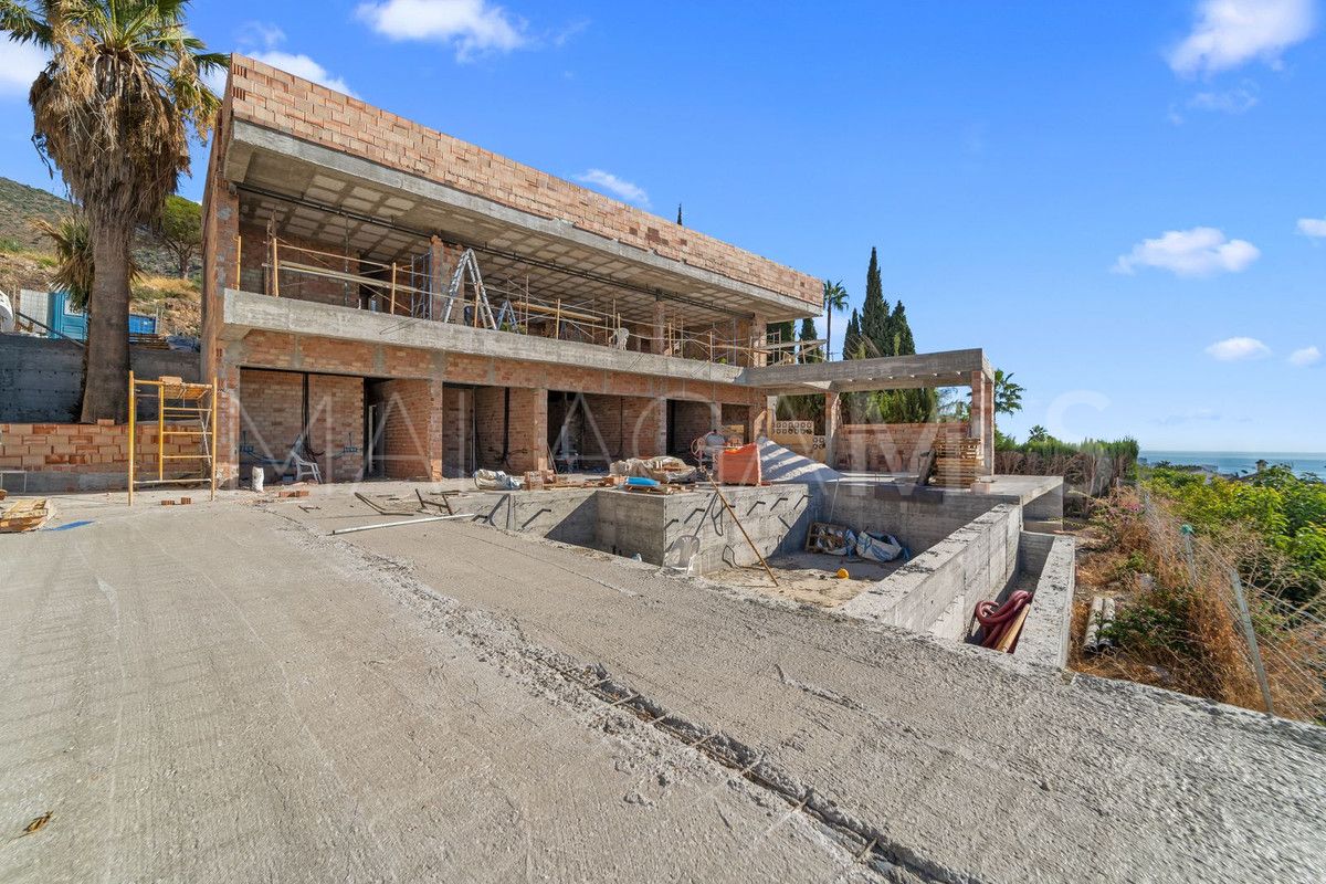 Se vende villa in Benalmadena with 5 bedrooms