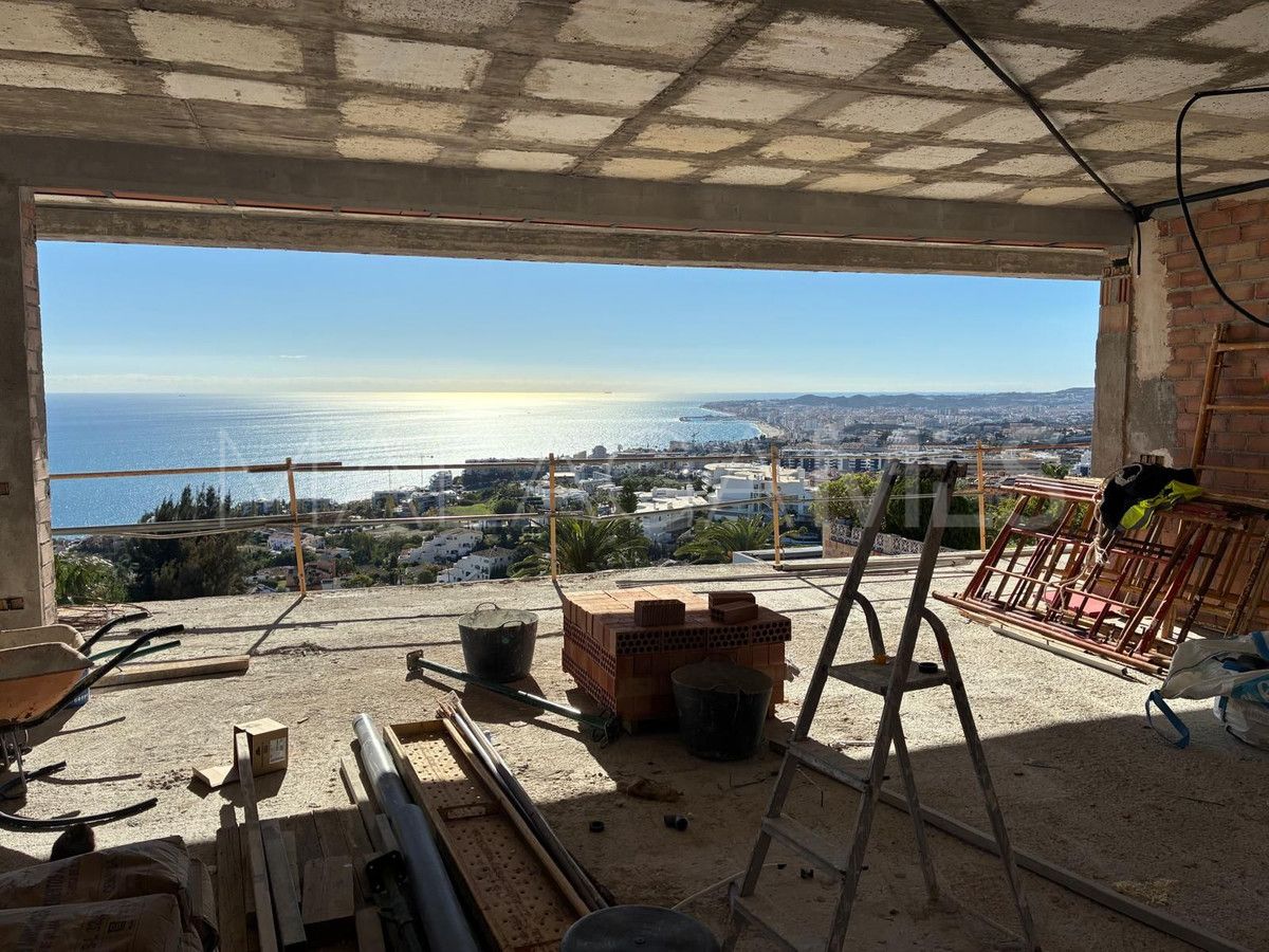 Se vende villa in Benalmadena with 5 bedrooms
