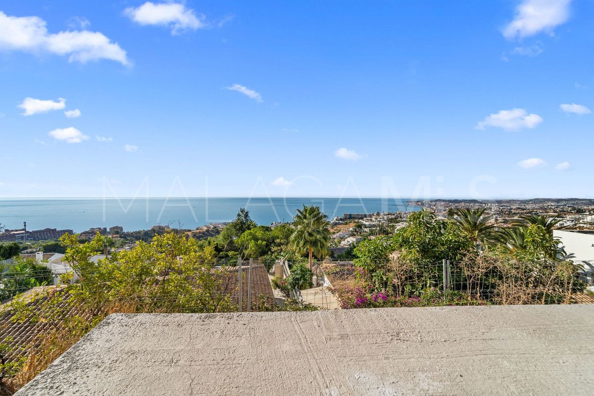 Se vende villa in Benalmadena with 5 bedrooms