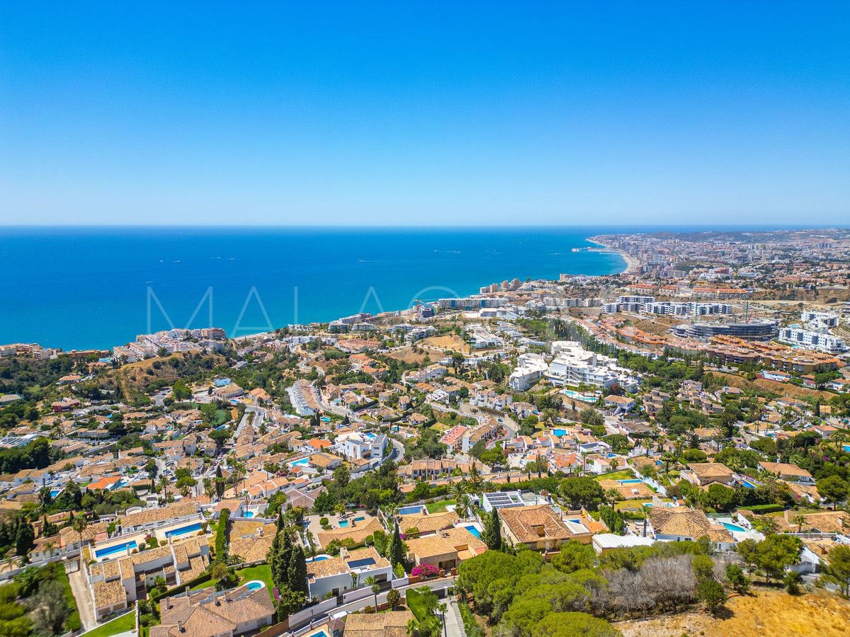 Se vende villa in Benalmadena with 5 bedrooms