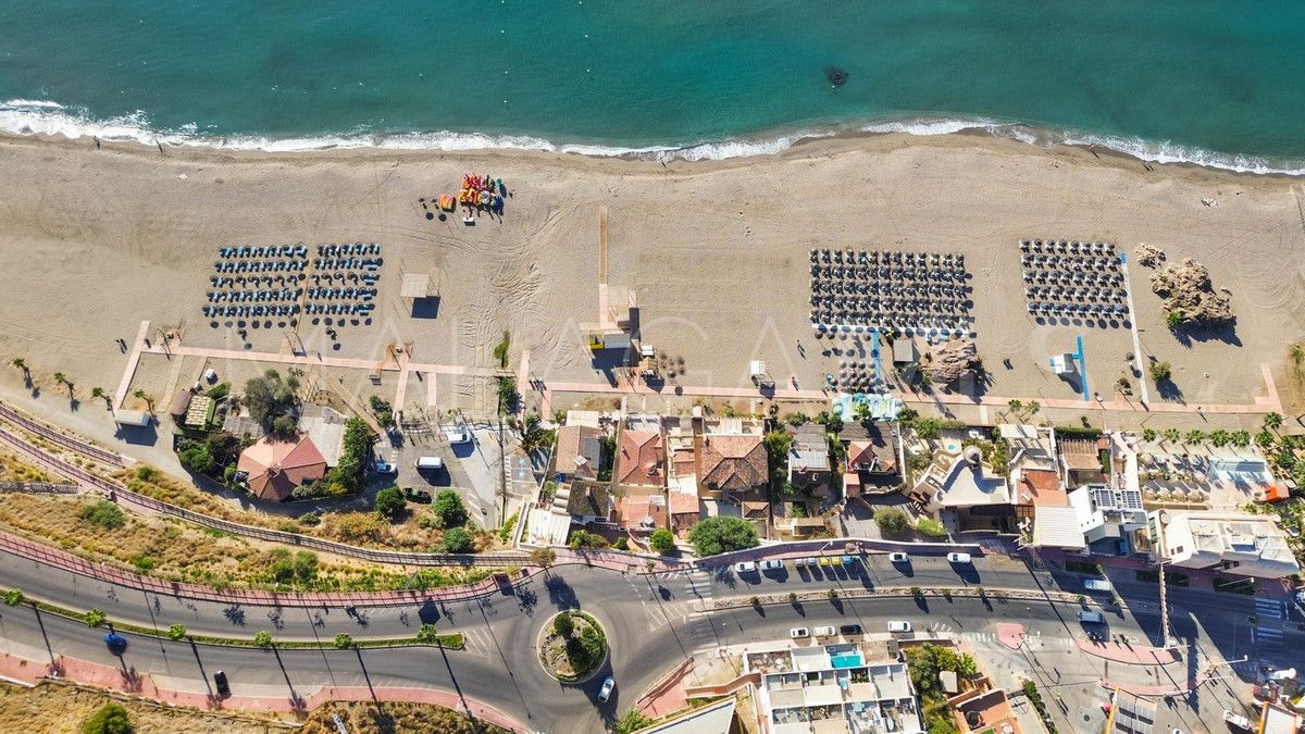 Se vende villa in Benalmadena with 5 bedrooms