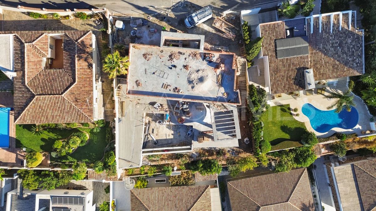 Se vende villa in Benalmadena with 5 bedrooms