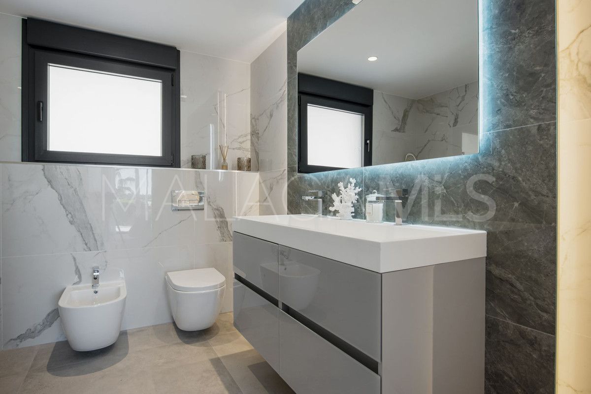 Villa a la venta with 5 bedrooms in Marbella Ciudad