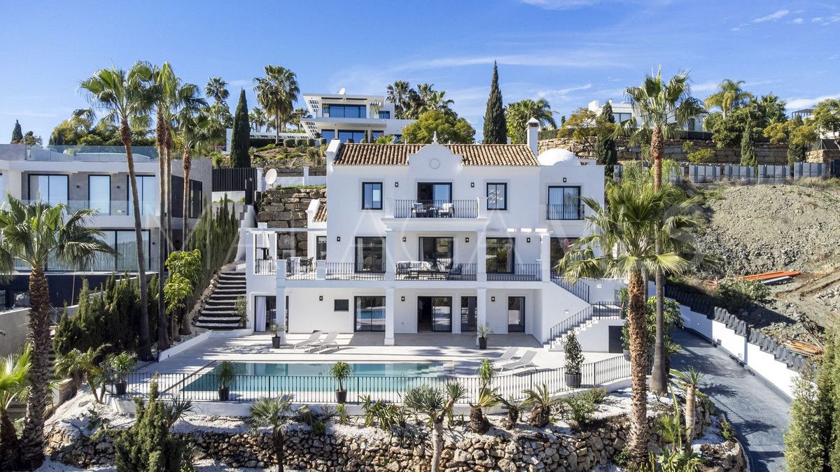 Villa a la venta with 5 bedrooms in Marbella Ciudad