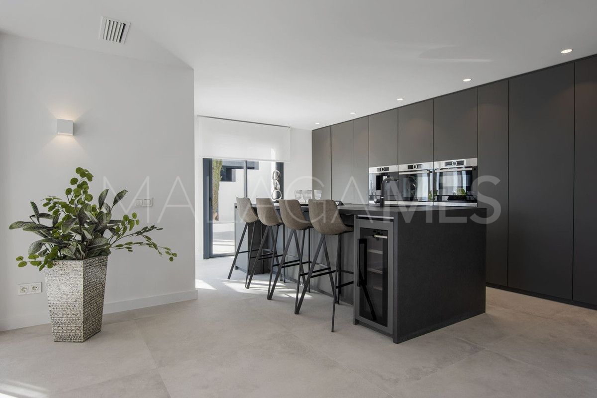 Villa a la venta with 5 bedrooms in Marbella Ciudad