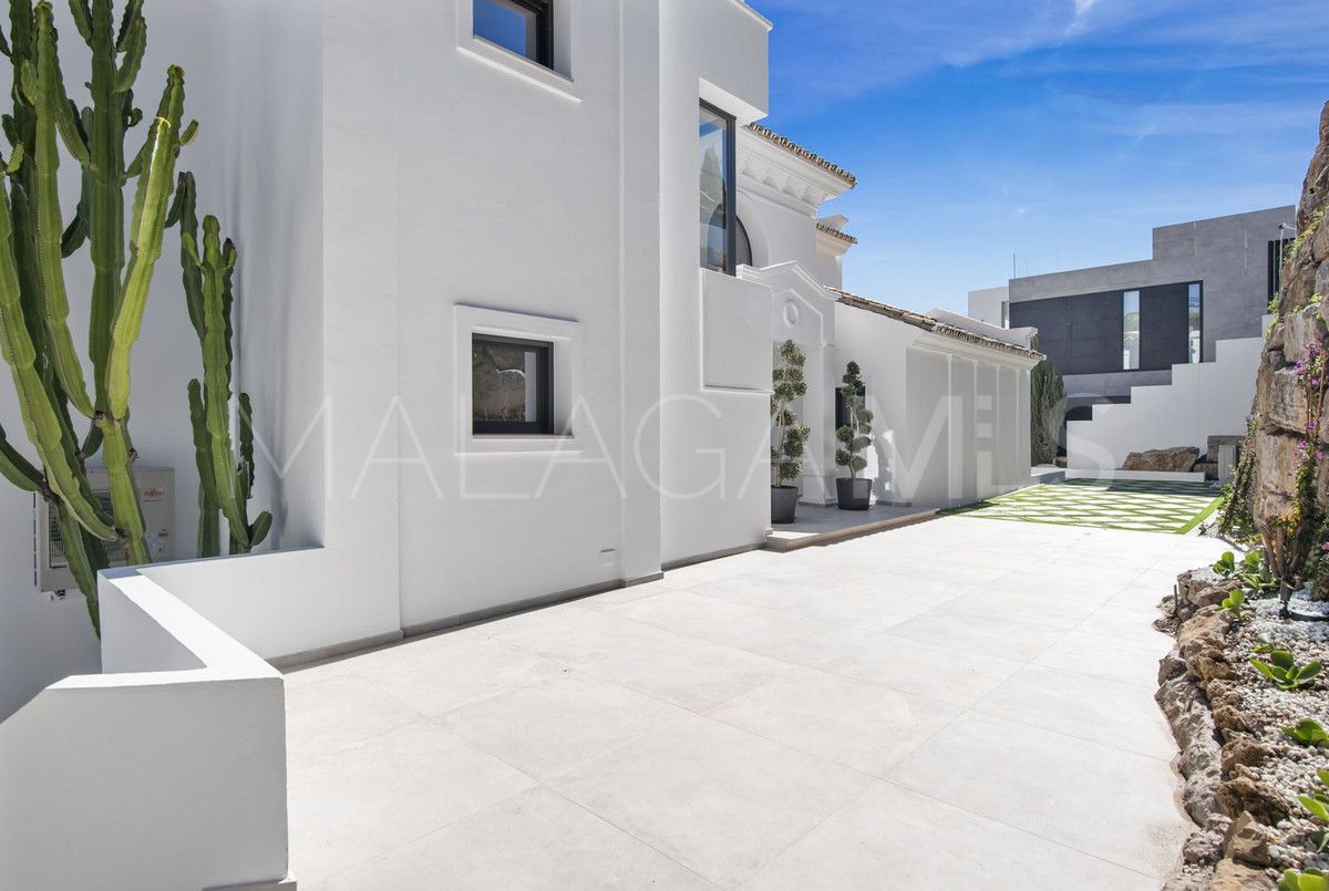 Villa a la venta with 5 bedrooms in Marbella Ciudad