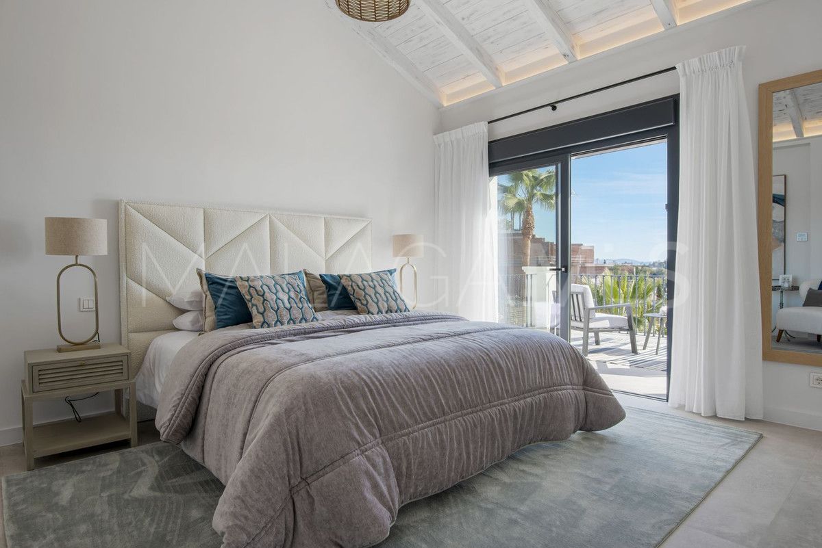 Villa a la venta with 5 bedrooms in Marbella Ciudad