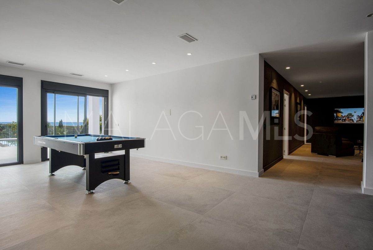 Villa a la venta with 5 bedrooms in Marbella Ciudad