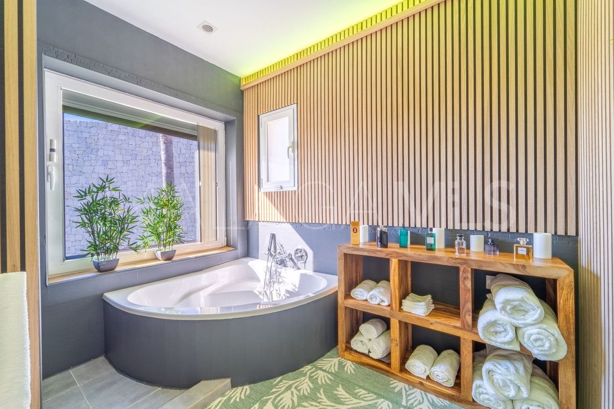 Villa for sale in Marbella Ciudad de 3 bedrooms