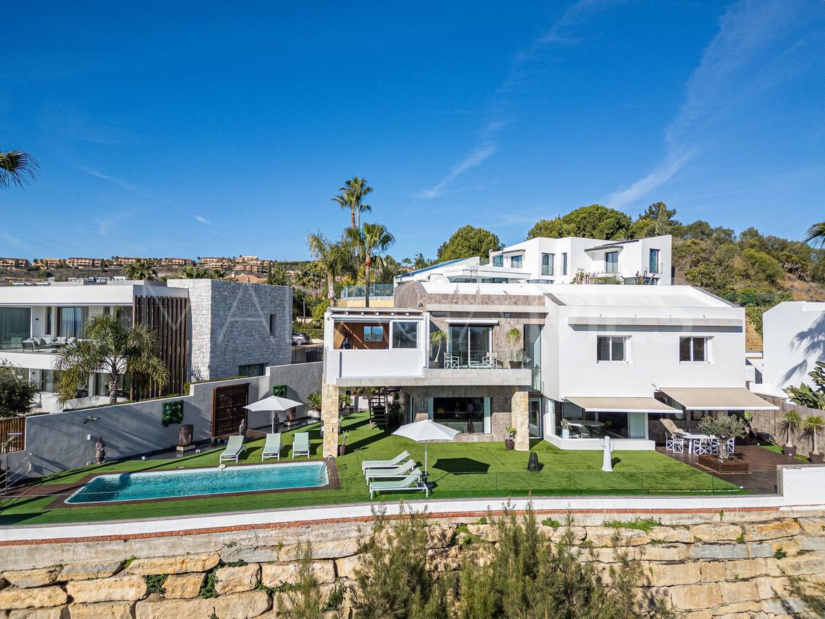 Villa for sale in Marbella City