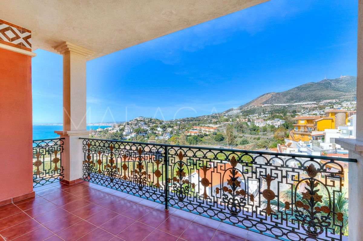 For sale villa with 8 bedrooms in Benalmadena Costa