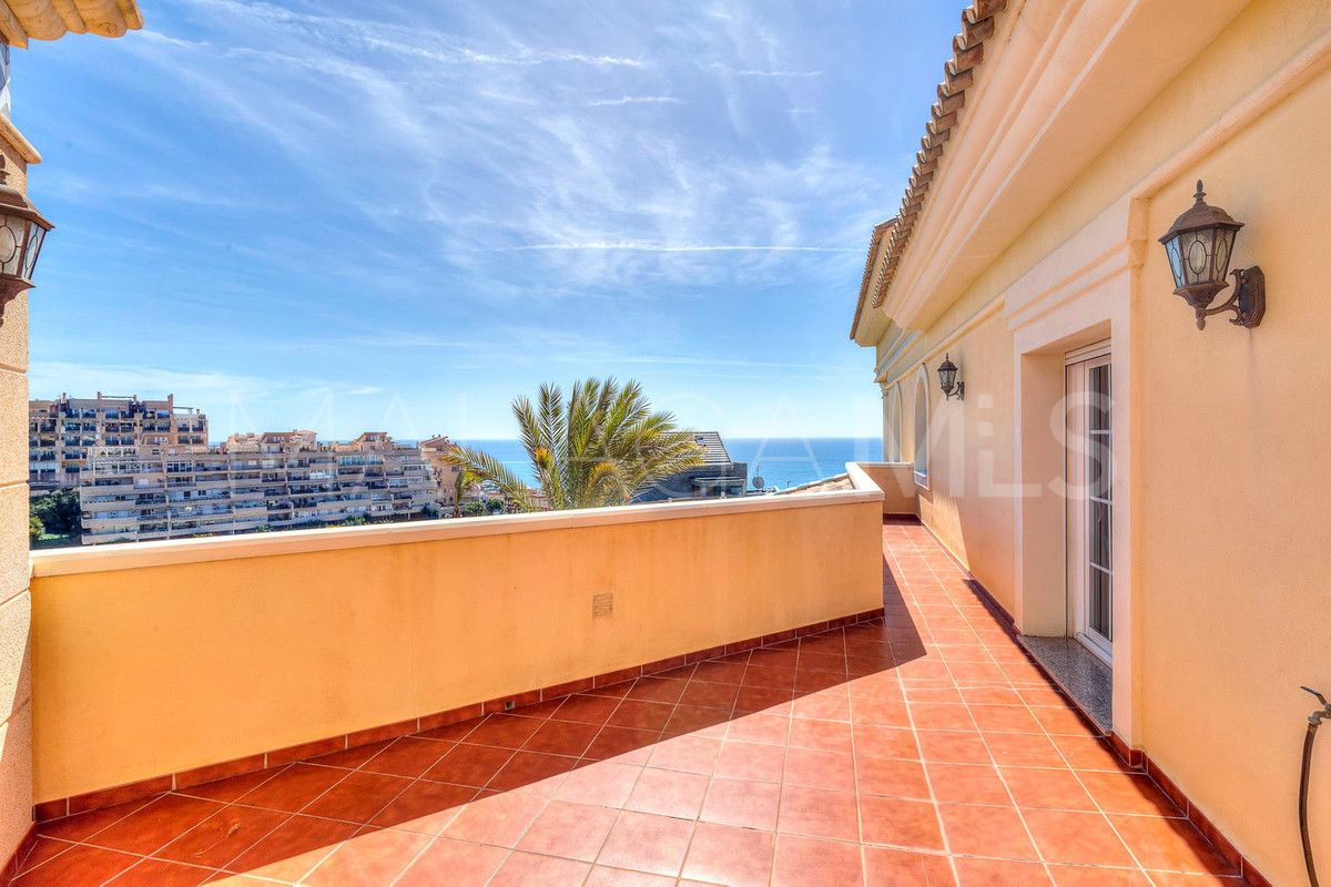 For sale villa with 8 bedrooms in Benalmadena Costa