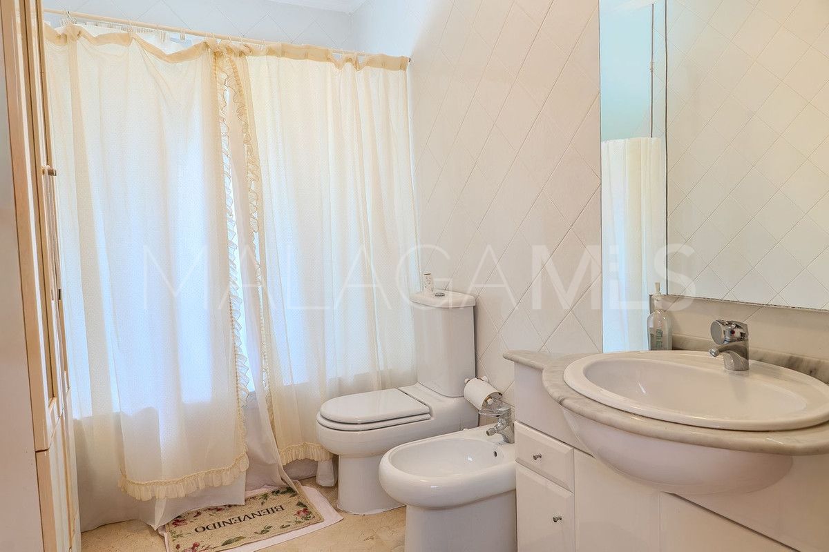 Villa for sale in Torrequebrada