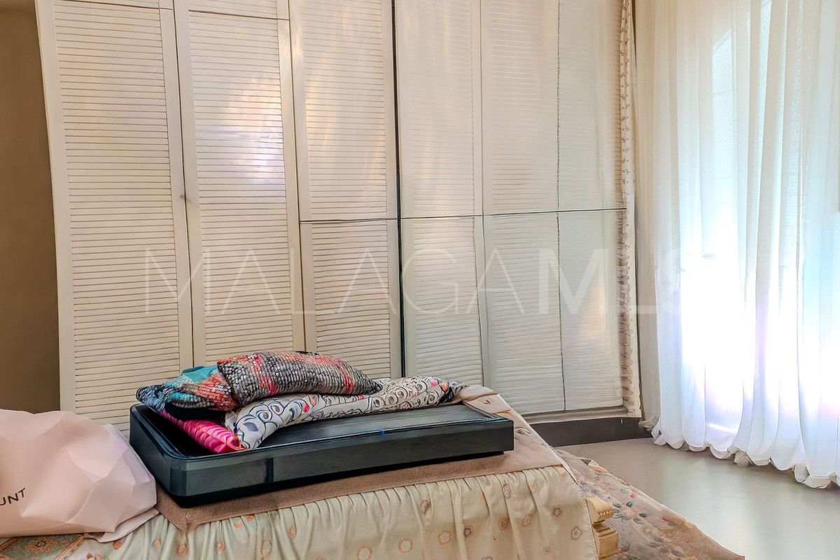 Villa for sale in Torrequebrada