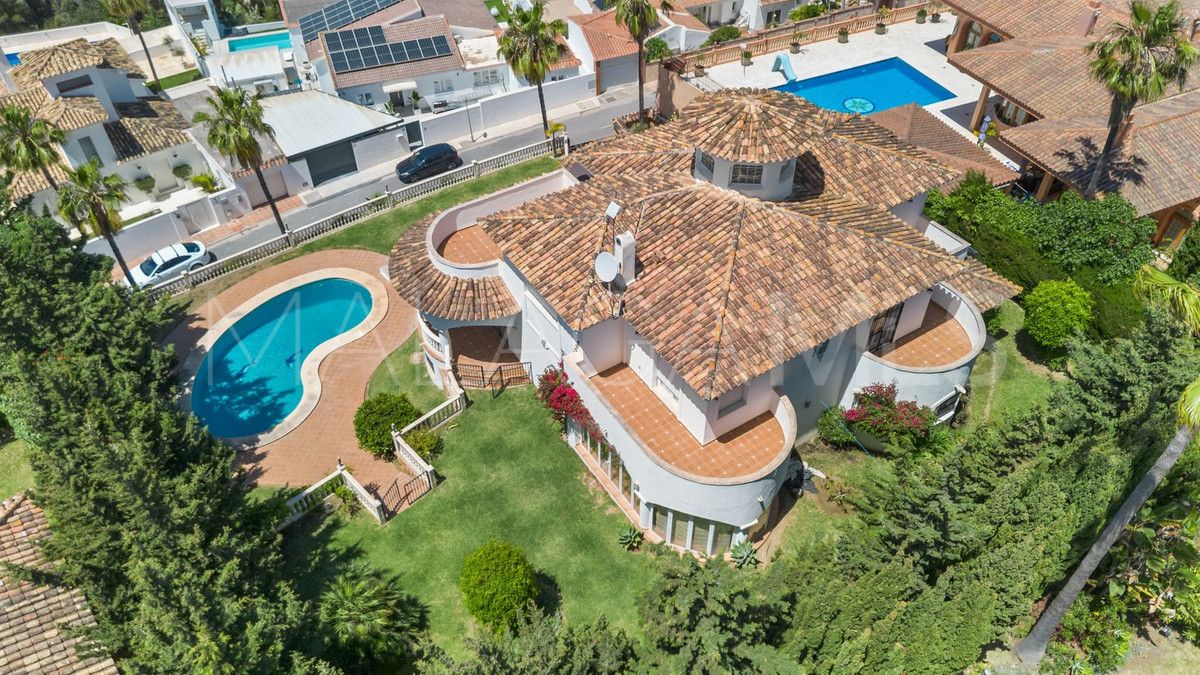 Villa for sale in Torrequebrada
