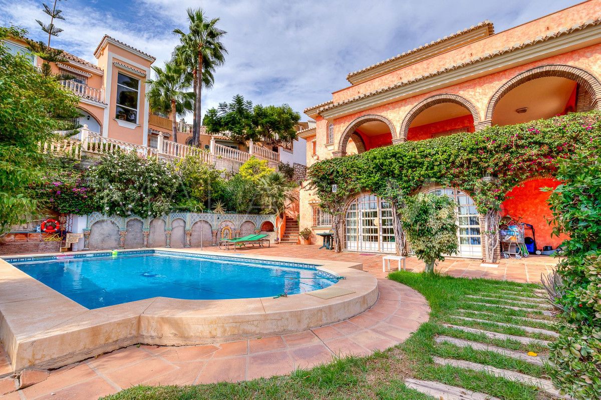 Villa for sale in Benalmadena Costa