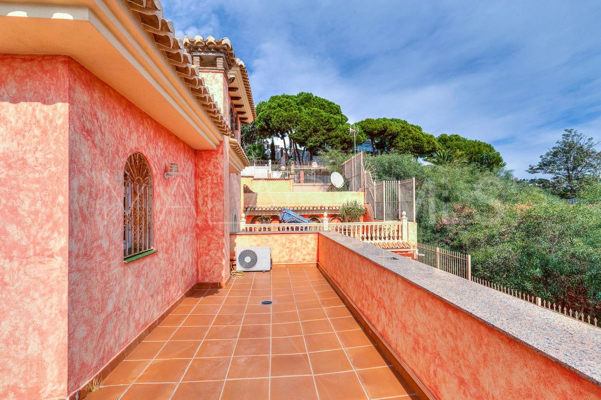 Villa for sale in Benalmadena Costa