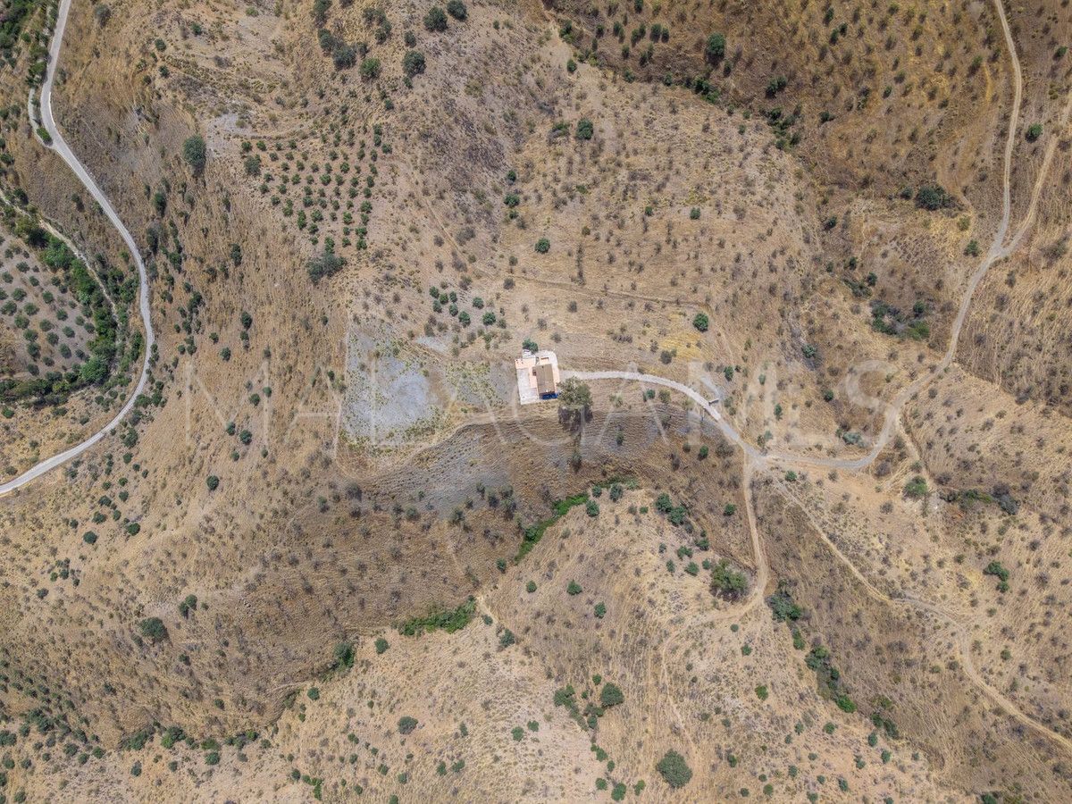 Villa for sale in Casabermeja