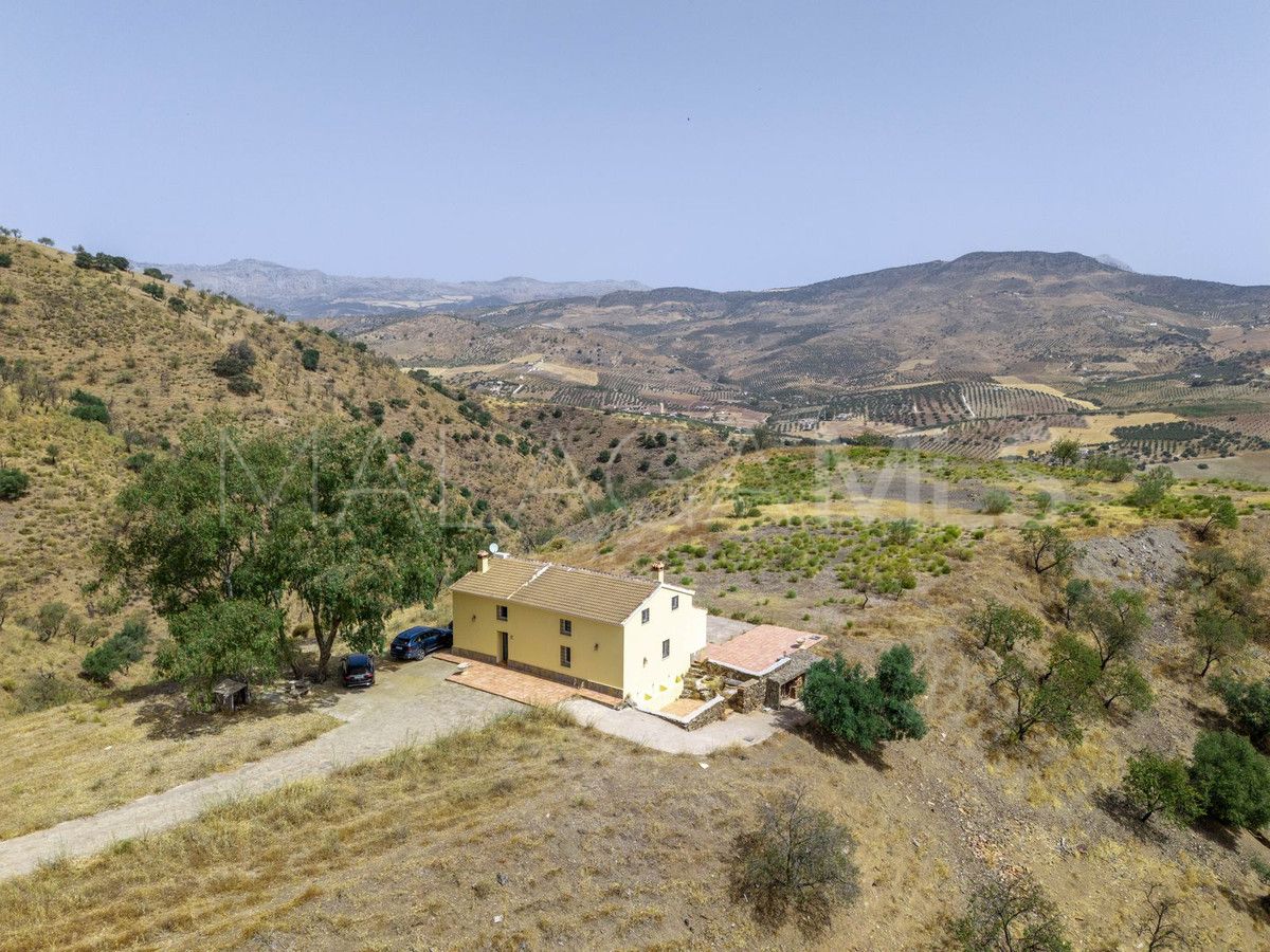 Villa for sale in Casabermeja