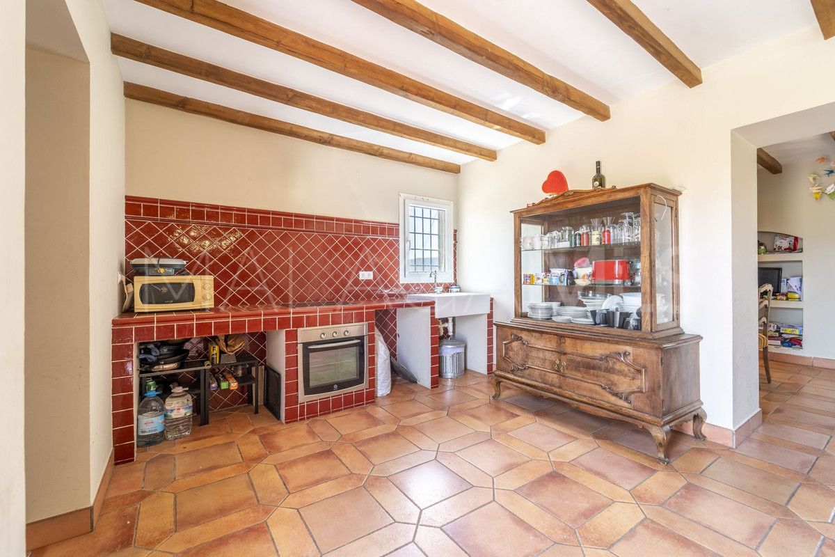 Villa for sale in Casabermeja