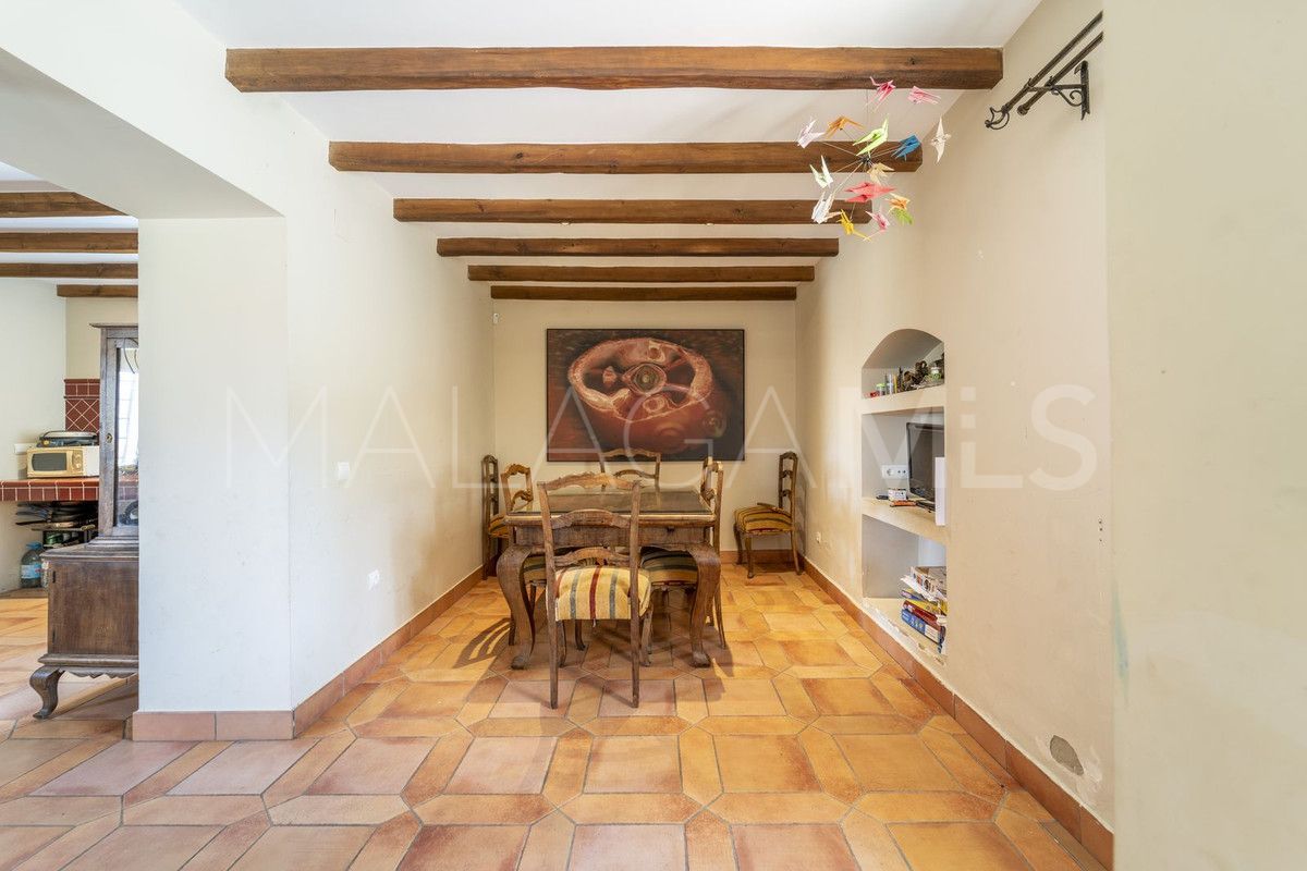 Villa for sale in Casabermeja