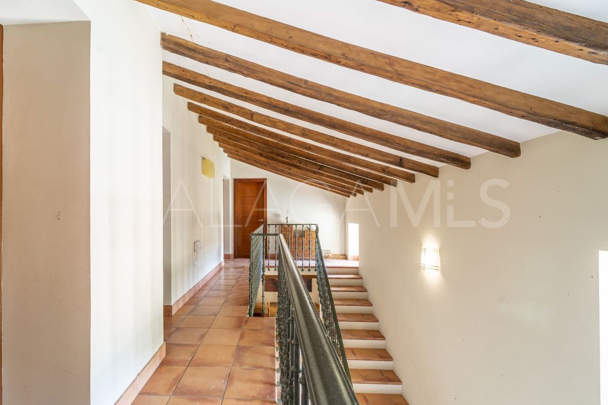 Villa for sale in Casabermeja