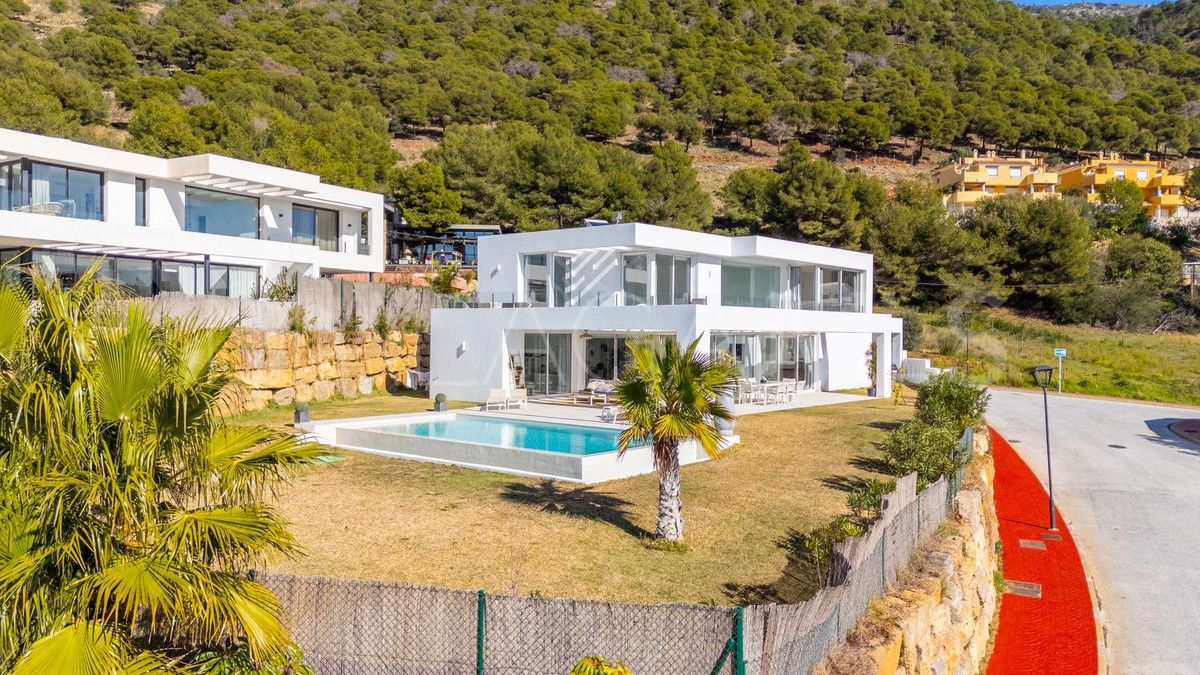 Villa for sale in Mijas