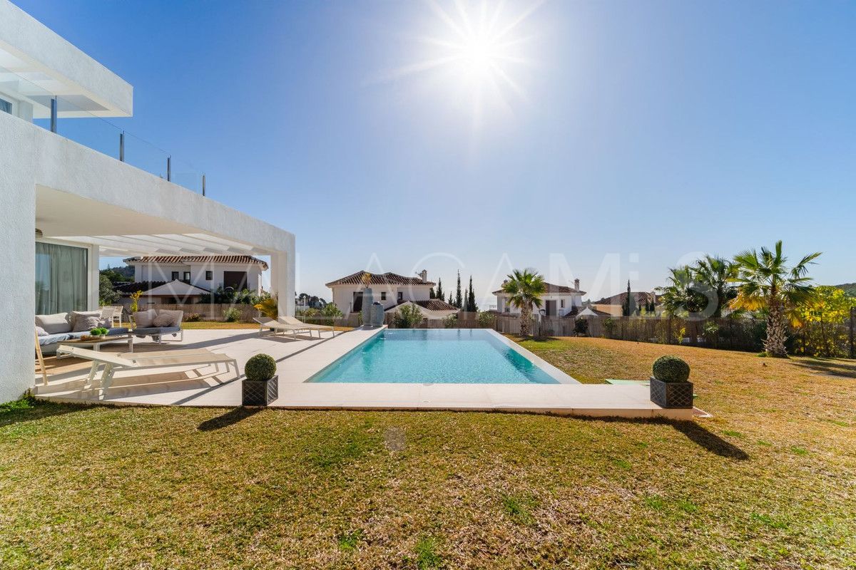 Villa for sale in Mijas