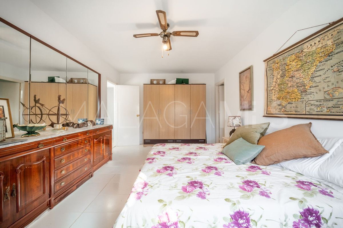 Villa for sale in Viñuela
