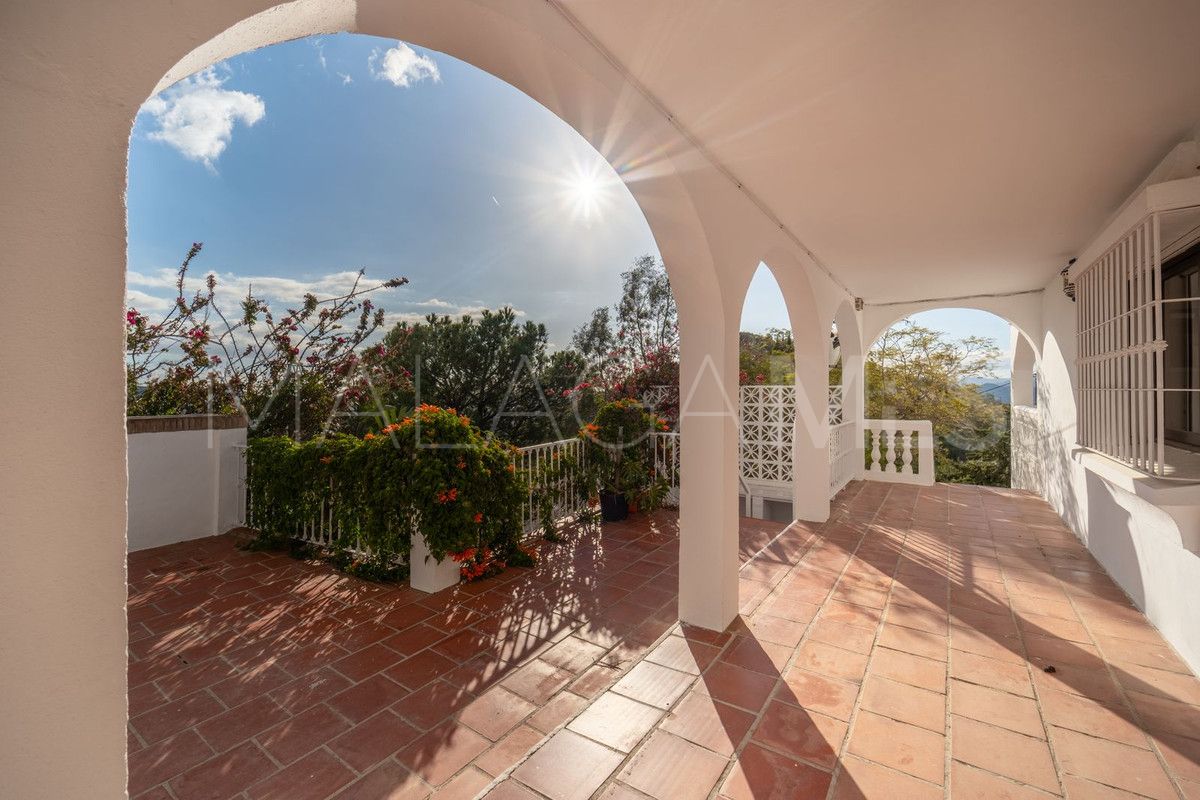 Villa for sale in Viñuela