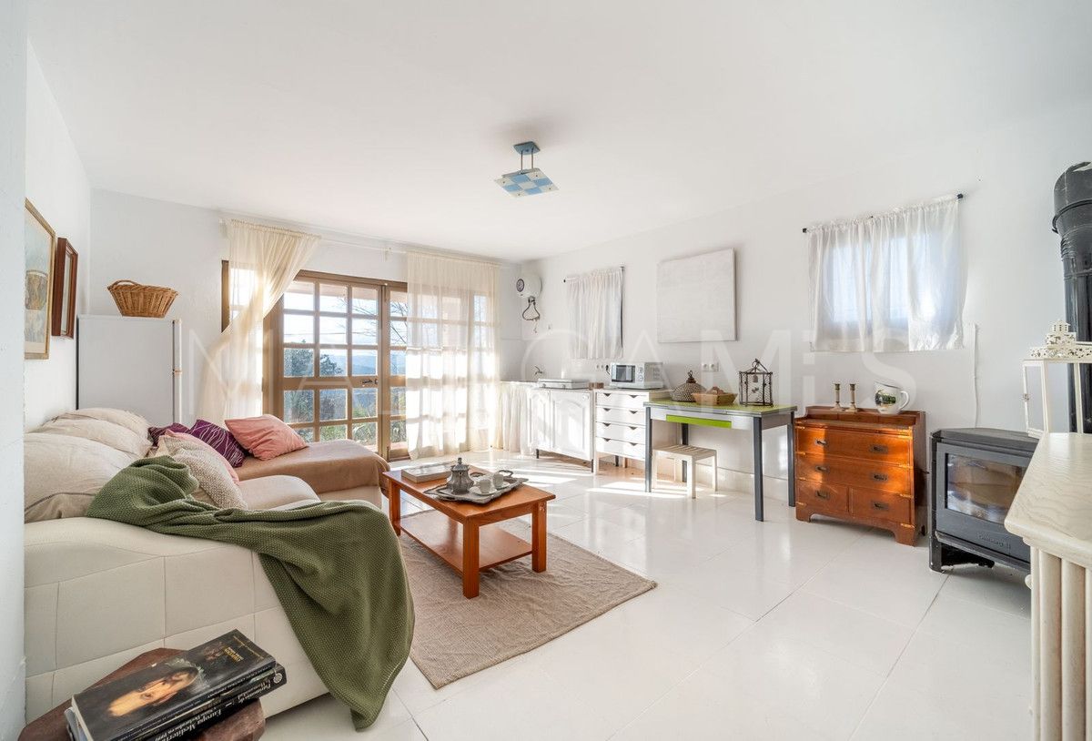 Villa for sale in Viñuela