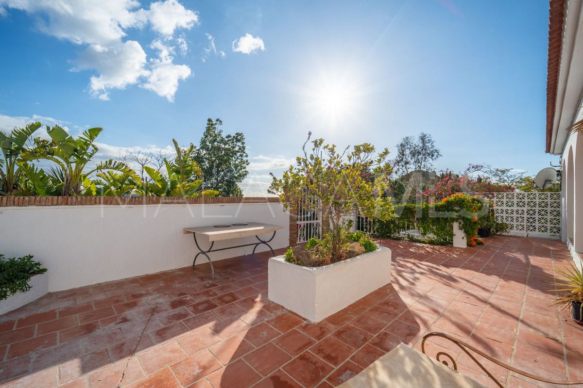 Villa for sale in Viñuela