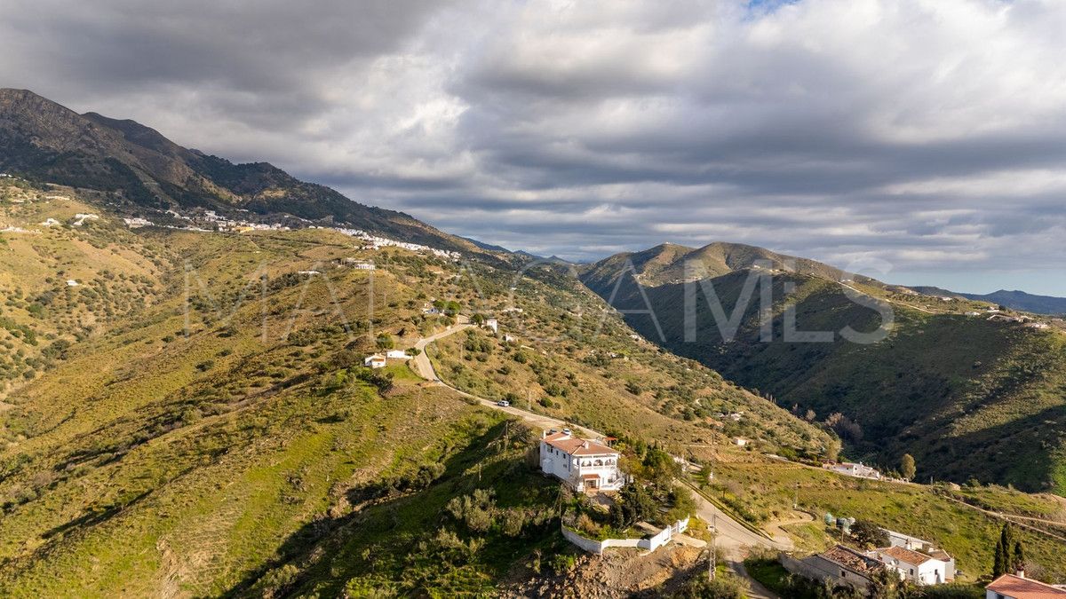 Villa for sale in Viñuela