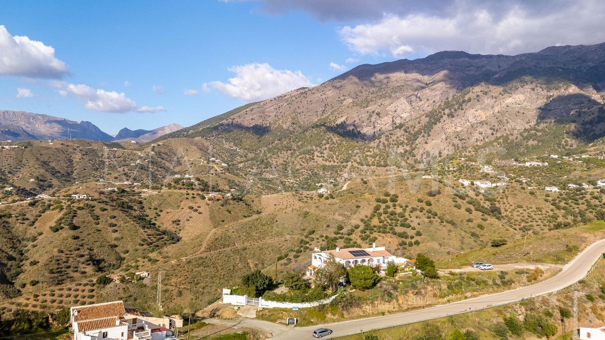 Villa for sale in Viñuela