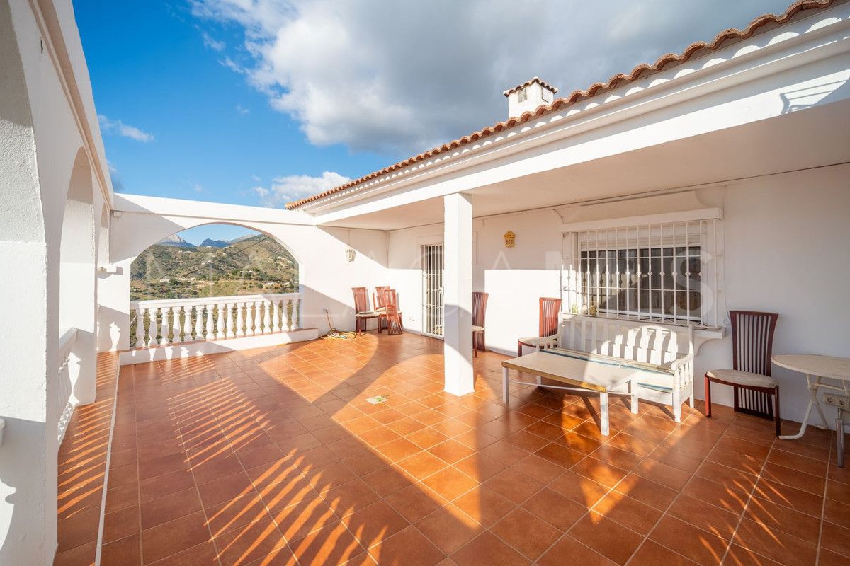 Villa for sale in Viñuela