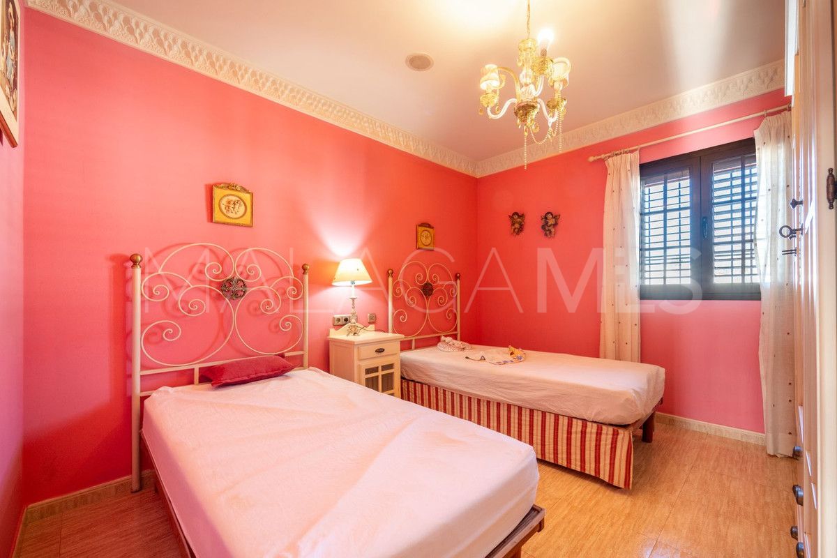 Se vende villa in Mijas with 3 bedrooms