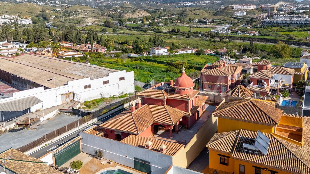 Se vende villa in Mijas with 3 bedrooms